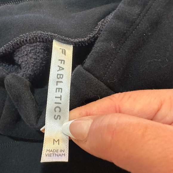 Fabletics Black Funnel Neck Fleece Lined Top Size M - Picture 4 of 8